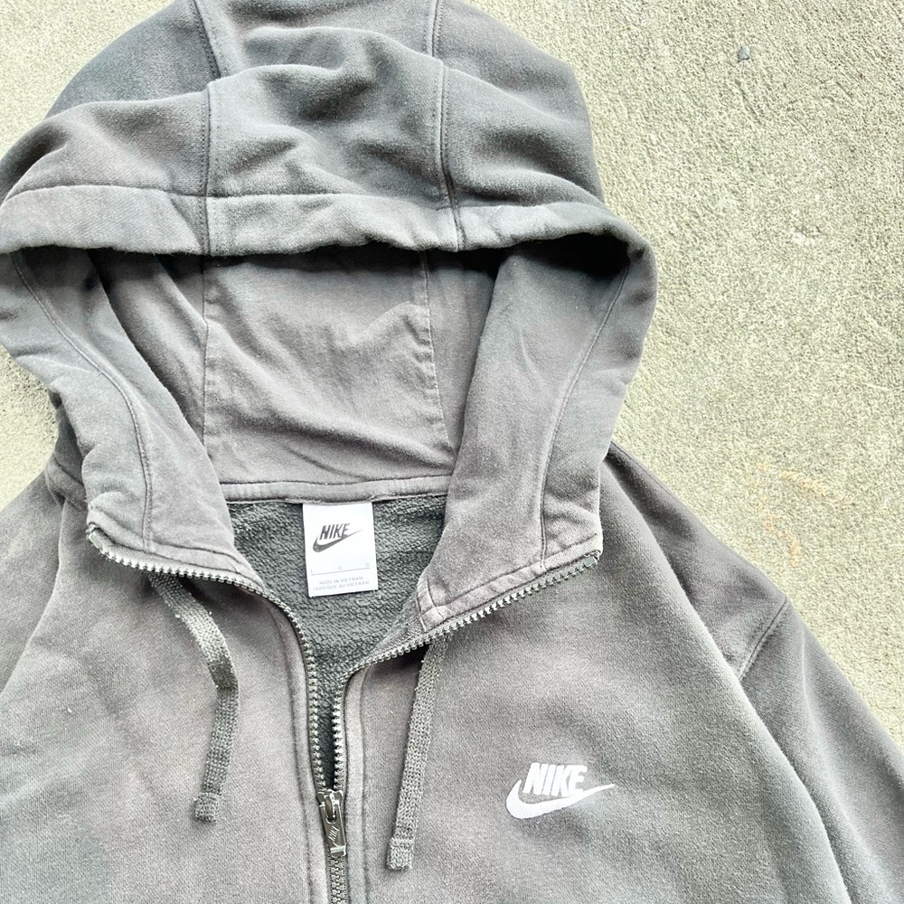 Nike Hoodie - Picture 3 of 5